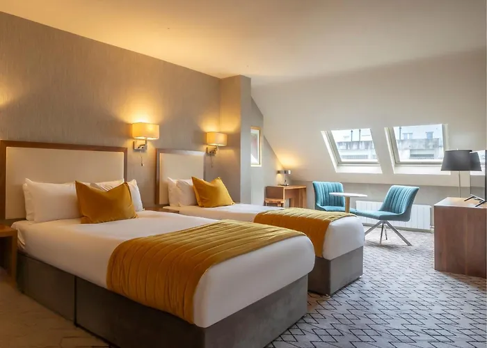 Eyre Square 3* Galway