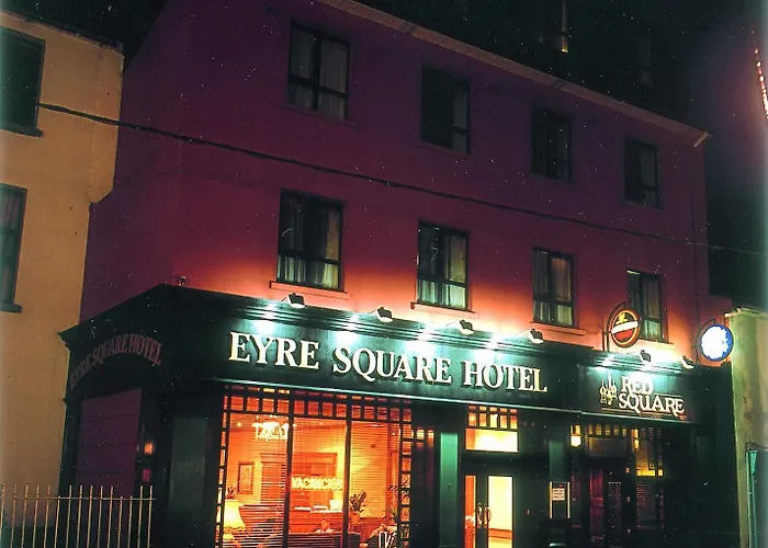 Eyre Square Hotel 3*