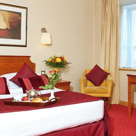 Hotel Eyre Square 3*