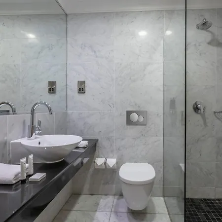 Eyre Square 3* Galway