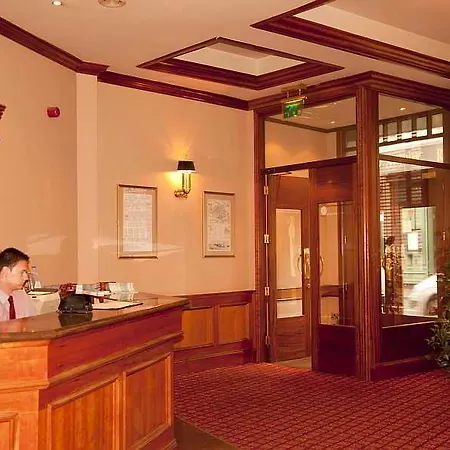 Eyre Square Hotel 3*