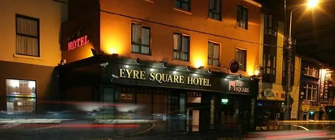 Eyre Square 3*