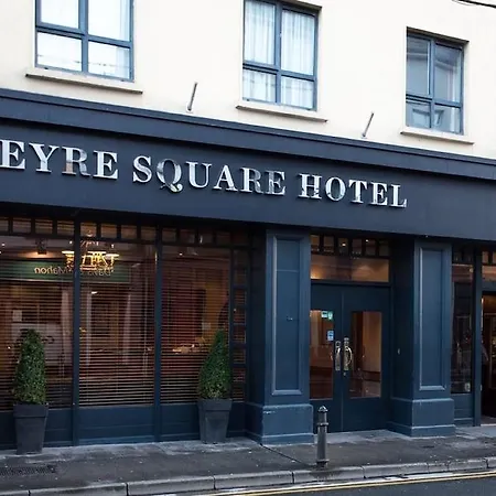 Eyre Square 3*