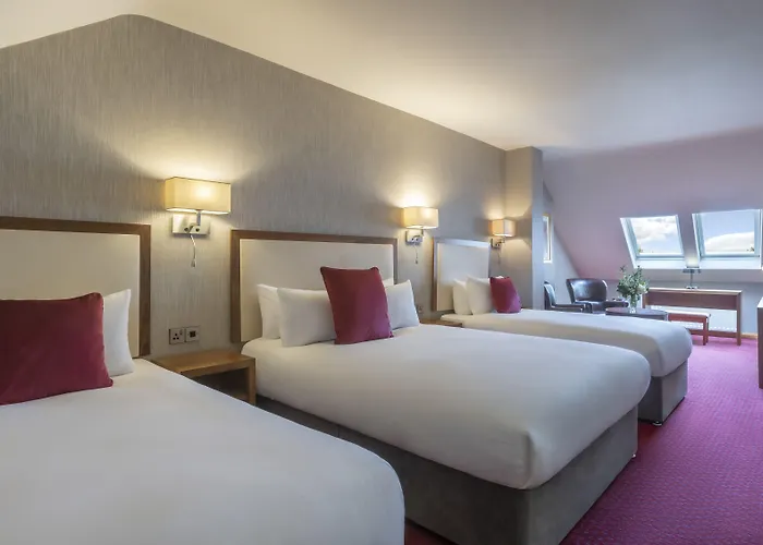 Eyre Square Отель 3*